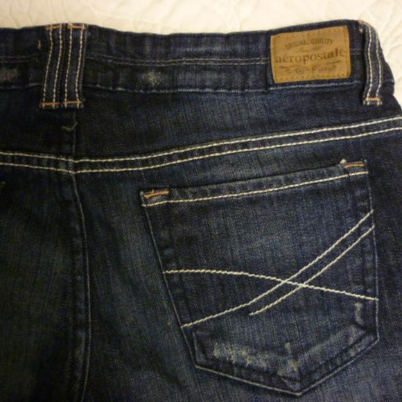 Aeropostale Distressed Cuffed Jean Shorts sz 3/4 - Picture 4 of 6